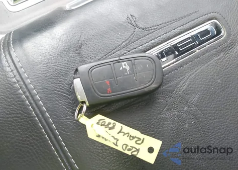 2017 Ram 1500 Limited 4X4 5'7 Box z USA, uszkodzony, nr VIN 1C6RR7PT0HS862700